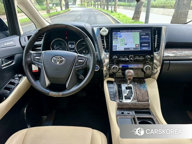 Toyota Elfa id 4365955 из Китая 8
