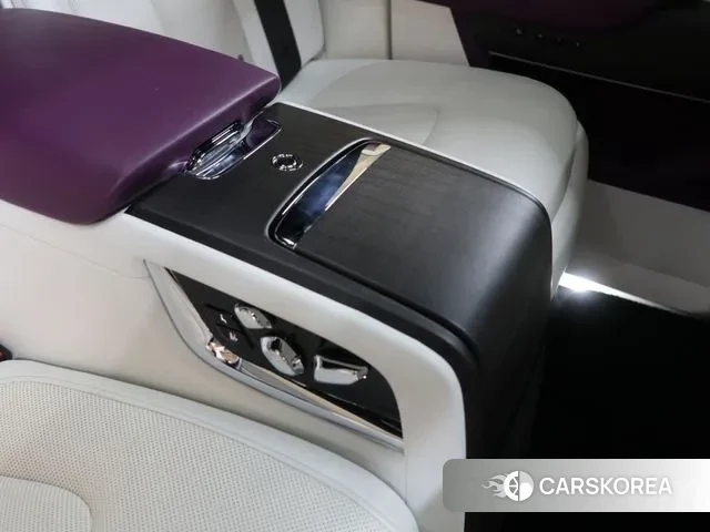 Rolls-Royce Cullinan id 3029116 из Кореи 8