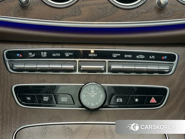 Mercedes-Benz E-class id 4263522 из Китая 8