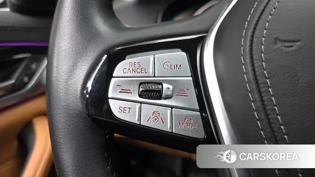 BMW 5 Series (G30) id 3383782 из Кореи 8