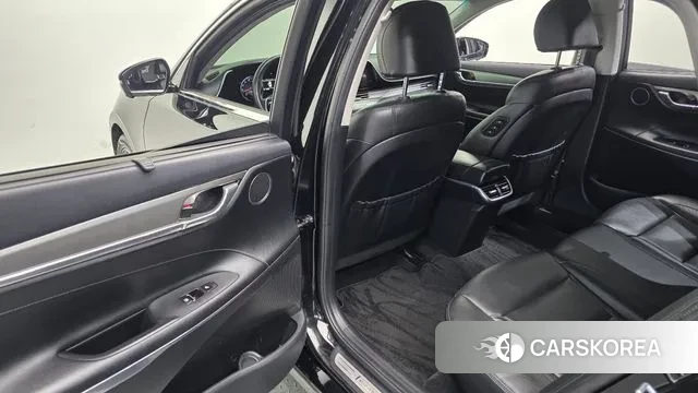 Hyundai The New Grandeur IG id 3650060 из Кореи 8