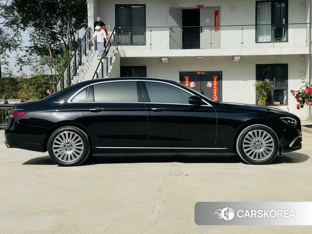 Mercedes-Benz E-class id 4210486 из Китая 8