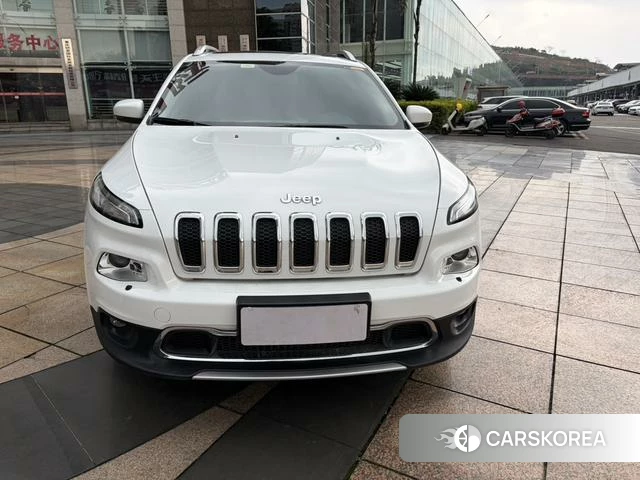 Jeep Free light id 4253277 из Китая 8