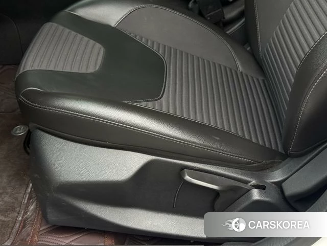 Ford Fox id 4213456 из Китая 8