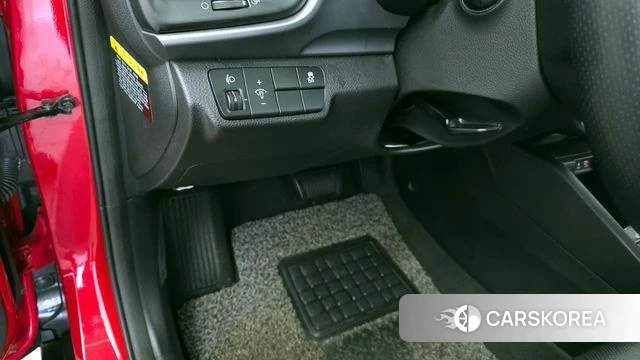 Kia Stonic id 3835086 из Кореи 8