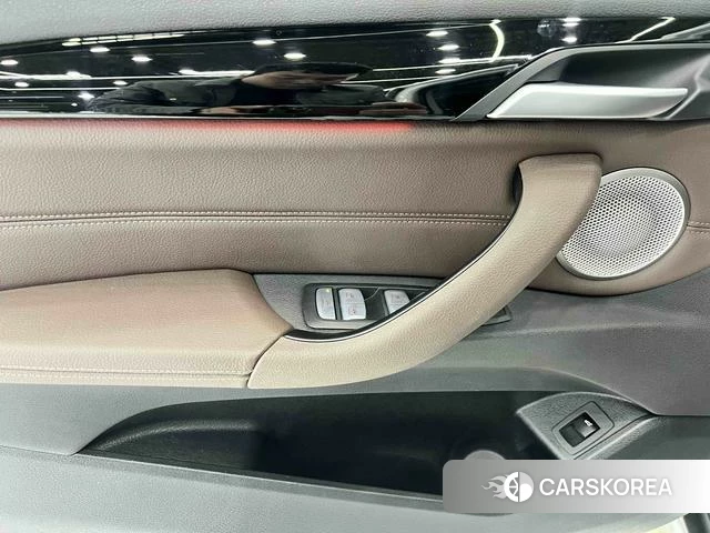 BMW X1 id 4182548 из Китая 8