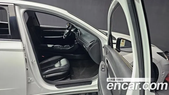 Hyundai Sonata (DN8) id 2657067 из Кореи 8