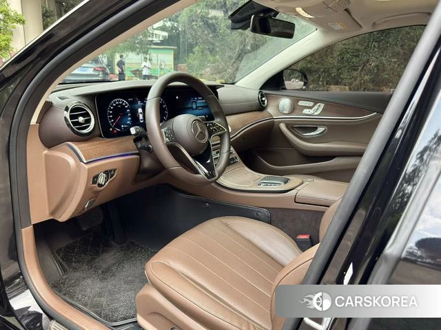 Mercedes-Benz E-class id 3939392 из Китая 8
