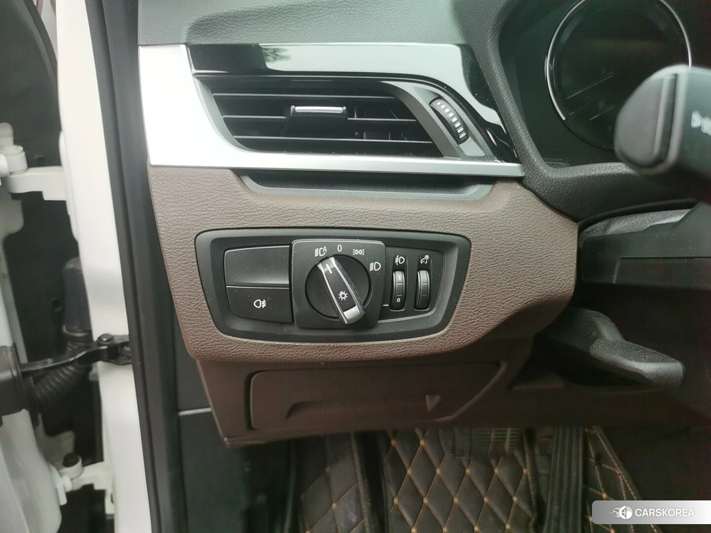 BMW X1 id 4515222 из Китая 8