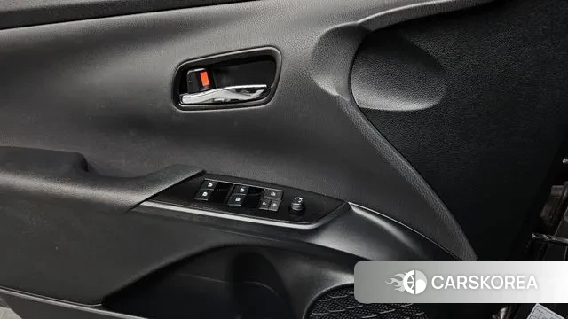 Toyota Prius 4th Generation id 3183202 из Кореи 8