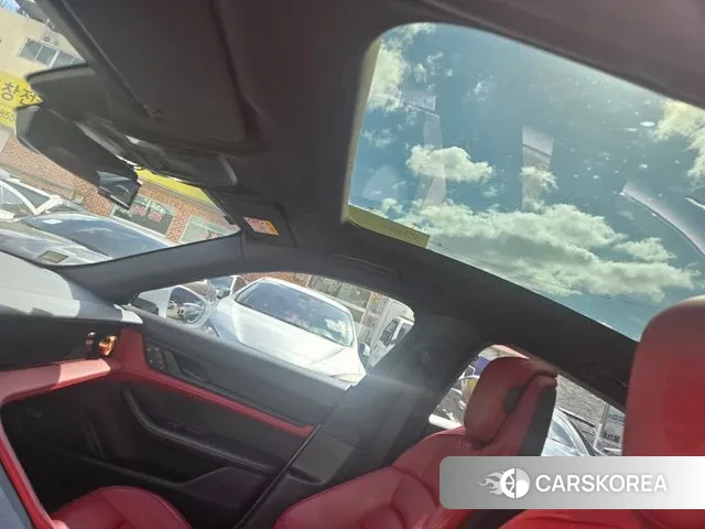 Porsche Taycan id 3716307 из Кореи 8