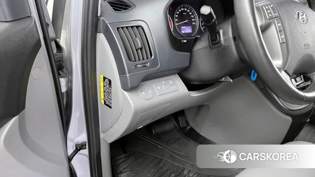 Hyundai The New Grand Starex id 3795942 из Кореи 8