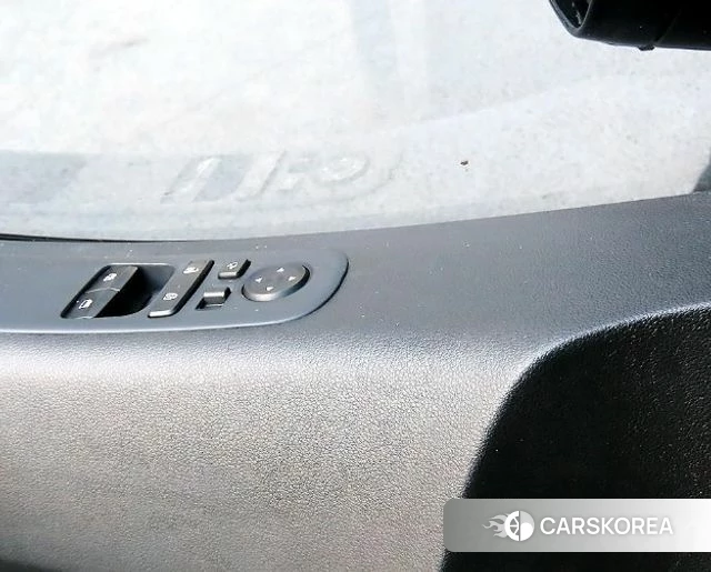 Hyundai Staria id 4421921 из Кореи 8