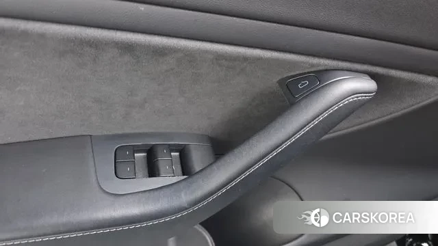 Tesla Model 3 id 3421917 из Кореи 8