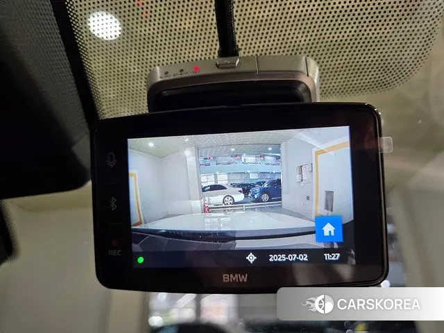 BMW 5 Series (G60) id 2883955 из Кореи 8