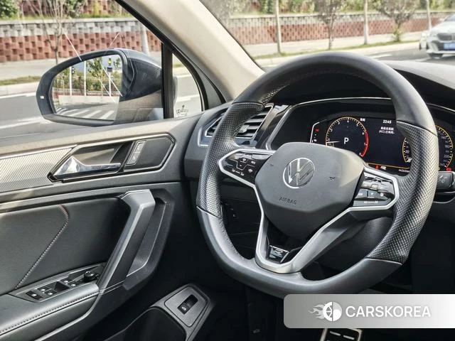 Volkswagen Tiguan X id 4207726 из Китая 8