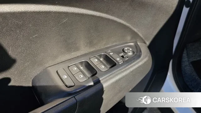 Hyundai Venue id 3248757 из Кореи 8