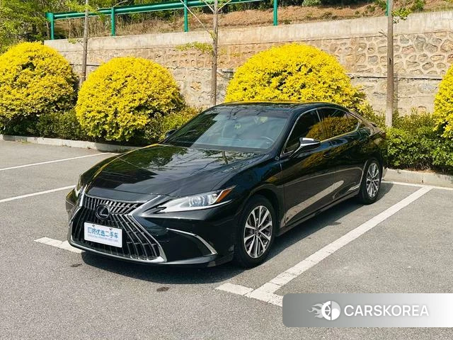 Lexus ES id 4278303 из Китая 8