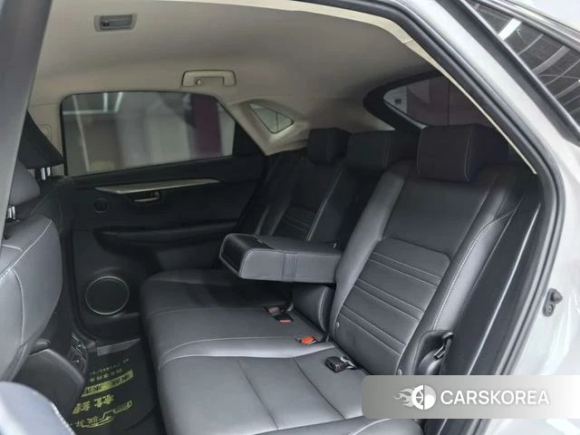 Lexus NX id 4221260 из Китая 8