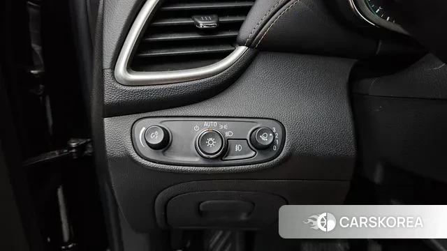 Chevrolet (GM Daewoo) The New Trax id 3034376 из Кореи 8