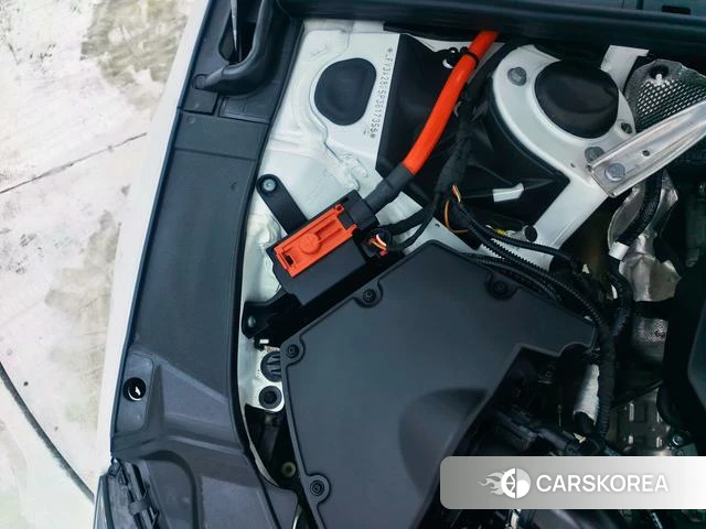 Audi A4L id 4277321 из Китая 8