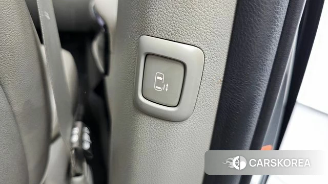 Kia The New Carnival id 4285764 из Кореи 8