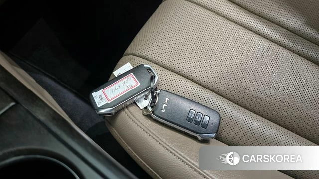 Kia K8 Hybrid id 4195573 из Кореи 8