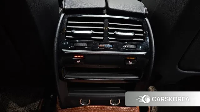 BMW 5 Series (G30) id 3391232 из Кореи 8