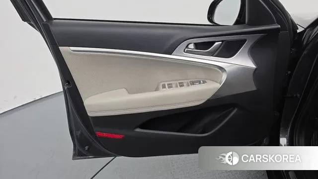 Genesis G70 id 3593100 из Кореи 8