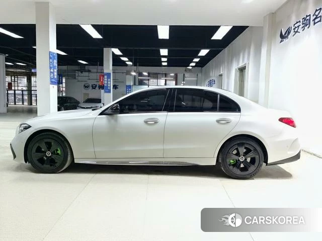 Mercedes-Benz Class C id 4253434 из Китая 8