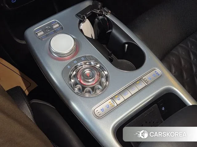 Genesis GV60 id 3624655 из Кореи 8