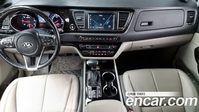 Kia The New Carnival id 2790656 из Кореи 8