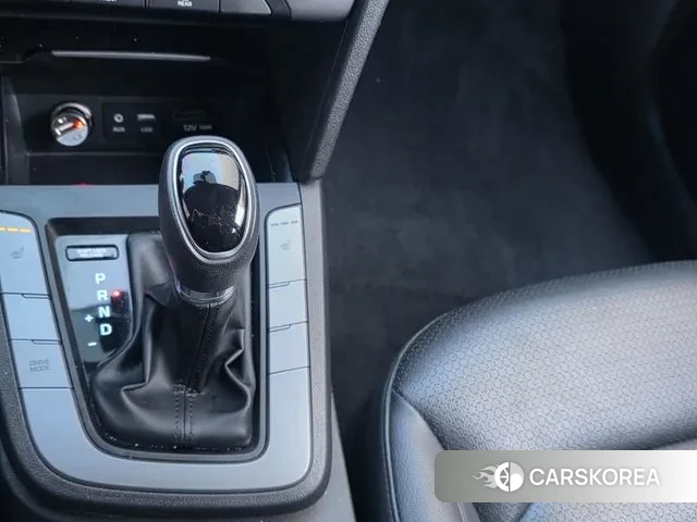 Hyundai Avante AD id 3449634 из Кореи 8