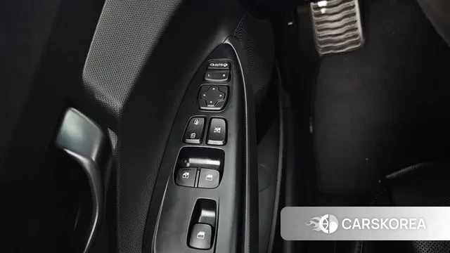 Hyundai Veloster (JS) id 3754489 из Кореи 8