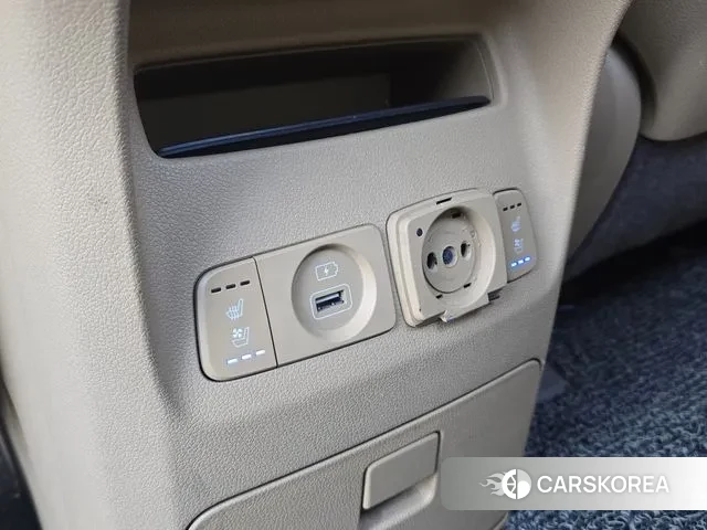 Kia The New Carnival id 3681946 из Кореи 8