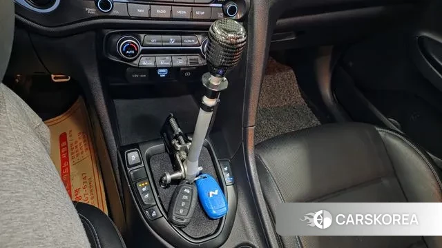 Hyundai Veloster (JS) id 3535316 из Кореи 8