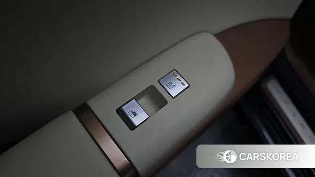 Hyundai Grandeur Hybrid (GN7) id 2345366 из Кореи 8