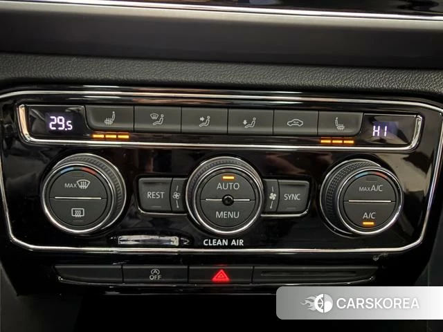 Volkswagen Tourang id 3983277 из Китая 8