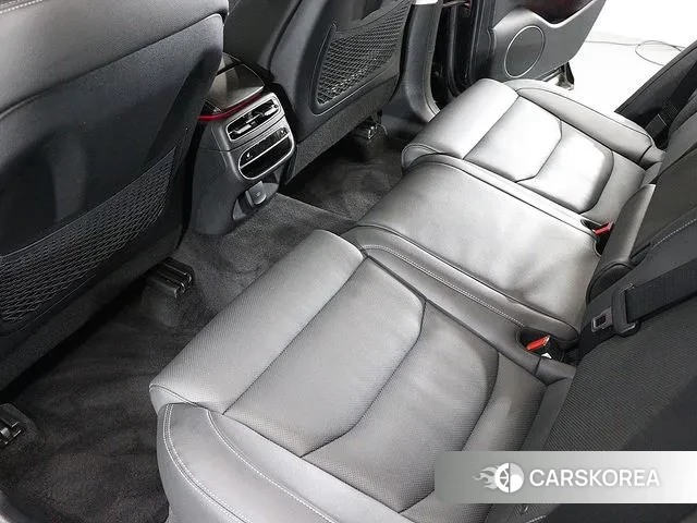 Genesis GV70 id 3196759 из Кореи 8