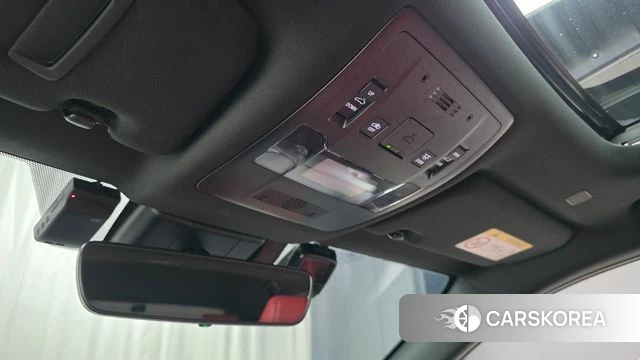 Lexus UX250h id 4618133 из Кореи 8