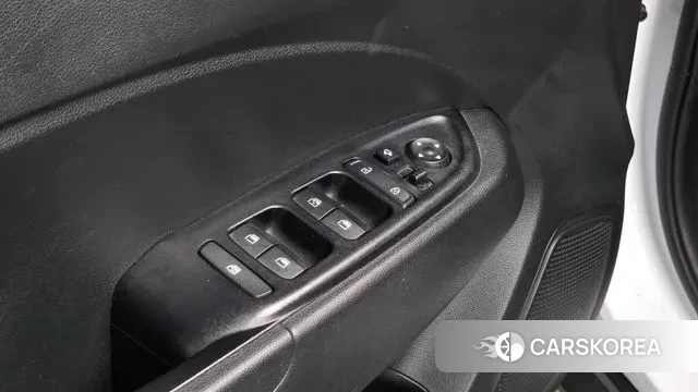 Hyundai Venue id 3519438 из Кореи 8