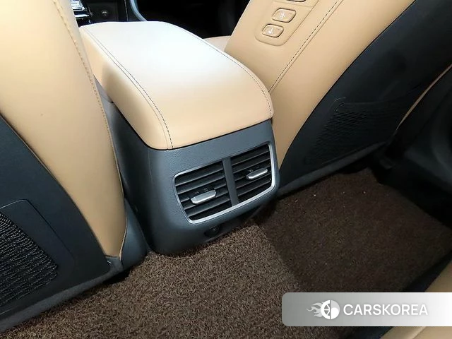 Hyundai Sonata (DN8) id 3893508 из Кореи 8