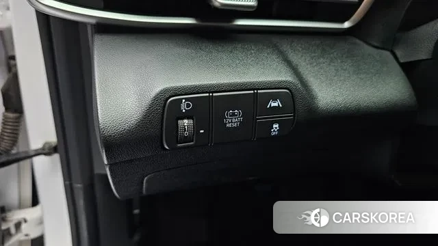 Hyundai Avante Hybrid (CN7) id 3038119 из Кореи 8