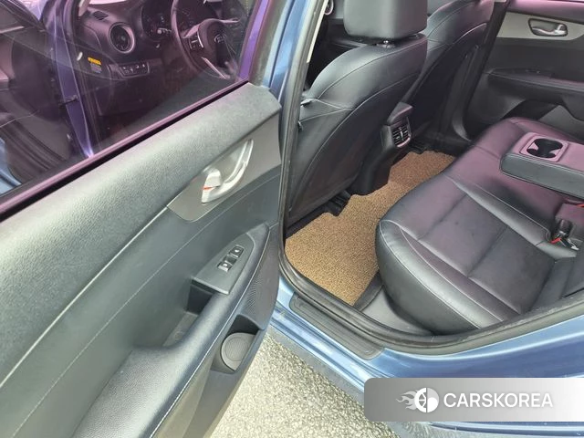 Kia Come New K3 id 4643035 из Кореи 8