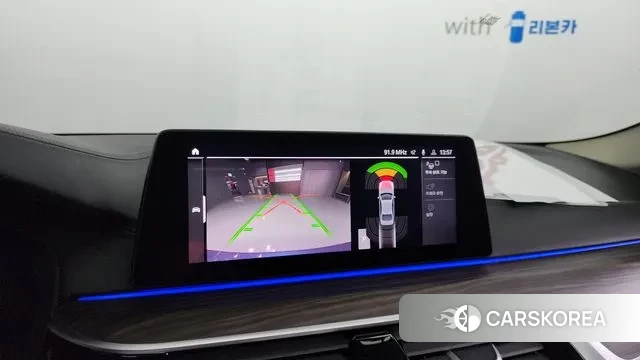 BMW 5 Series (G30) id 3248371 из Кореи 8