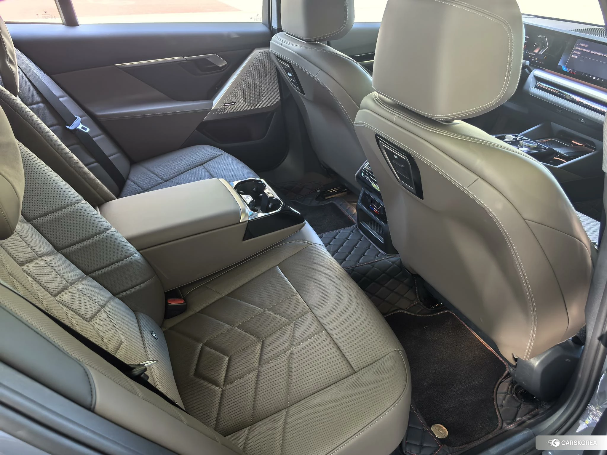 BMW 5 series id 4512682 из Китая 8