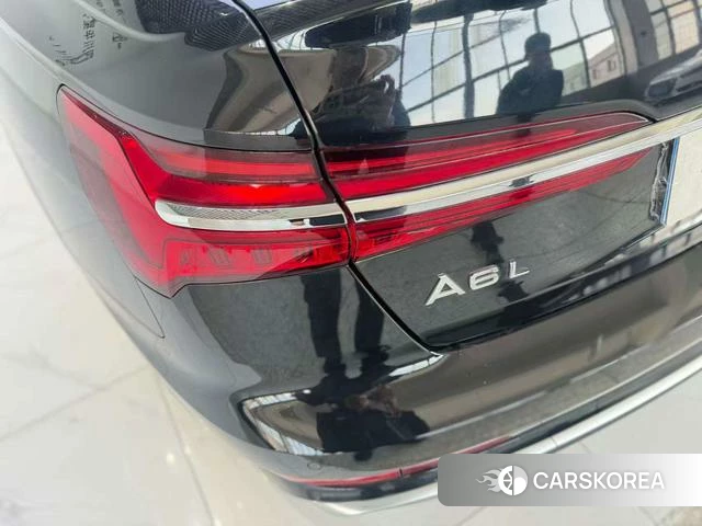 Audi A6L id 4321086 из Китая 8