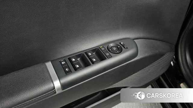 Hyundai Grandeur (GN7) id 4579600 из Кореи 8