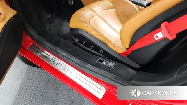 Ferrari F8 Tributo id 2891260 из Кореи 8