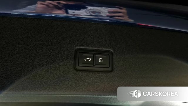 Audi RSQ8 (4M) id 4361943 из Кореи 8